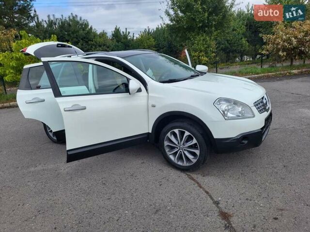 Білий Ніссан Кашкай, об'ємом двигуна 1.5 л та пробігом 217 тис. км за 9300 $, фото 92 на Automoto.ua