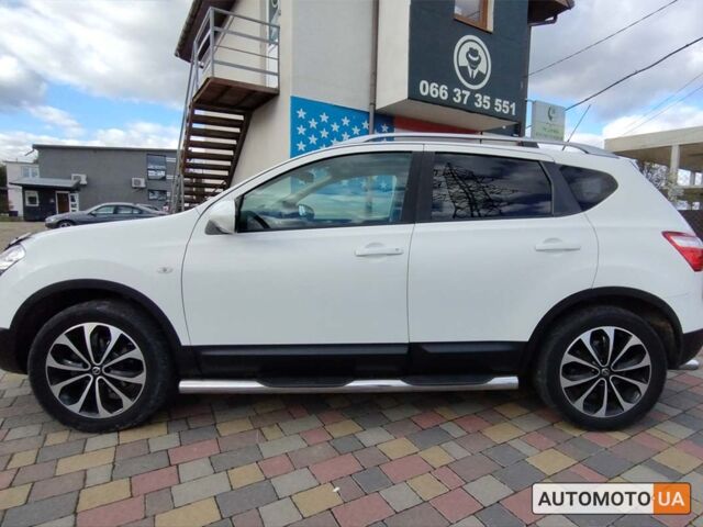 Белый Ниссан Кашкай, объемом двигателя 1.5 л и пробегом 229 тыс. км за 9850 $, фото 3 на Automoto.ua