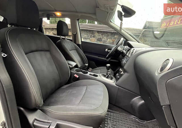 Белый Ниссан Кашкай, объемом двигателя 1.5 л и пробегом 187 тыс. км за 8900 $, фото 11 на Automoto.ua