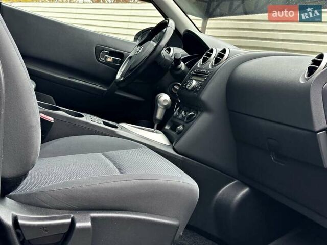 Белый Ниссан Кашкай, объемом двигателя 2 л и пробегом 122 тыс. км за 10700 $, фото 34 на Automoto.ua