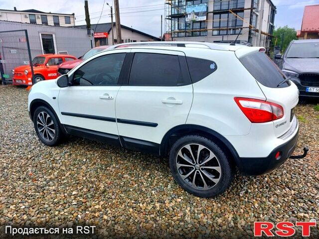 Белый Ниссан Кашкай, объемом двигателя 1.5 л и пробегом 230 тыс. км за 9500 $, фото 2 на Automoto.ua