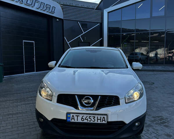 Белый Ниссан Кашкай, объемом двигателя 1.46 л и пробегом 231 тыс. км за 9550 $, фото 6 на Automoto.ua