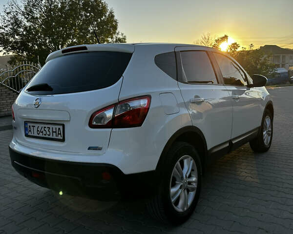 Белый Ниссан Кашкай, объемом двигателя 1.46 л и пробегом 231 тыс. км за 9550 $, фото 18 на Automoto.ua