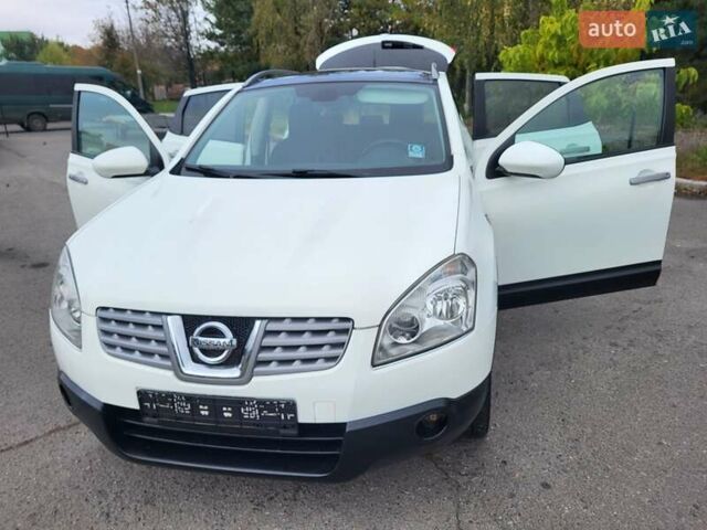Білий Ніссан Кашкай, об'ємом двигуна 1.5 л та пробігом 217 тис. км за 9300 $, фото 76 на Automoto.ua