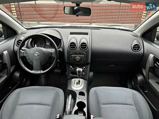 Белый Ниссан Кашкай, объемом двигателя 2 л и пробегом 122 тыс. км за 10700 $, фото 33 на Automoto.ua