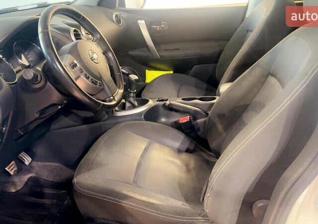 Білий Ніссан Кашкай, об'ємом двигуна 1.5 л та пробігом 203 тис. км за 10000 $, фото 8 на Automoto.ua