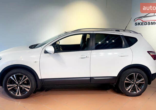 Білий Ніссан Кашкай, об'ємом двигуна 1.5 л та пробігом 203 тис. км за 10000 $, фото 1 на Automoto.ua