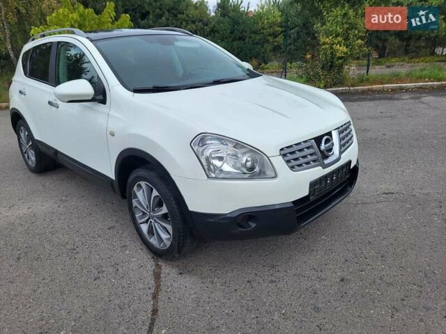 Білий Ніссан Кашкай, об'ємом двигуна 1.5 л та пробігом 217 тис. км за 9300 $, фото 62 на Automoto.ua