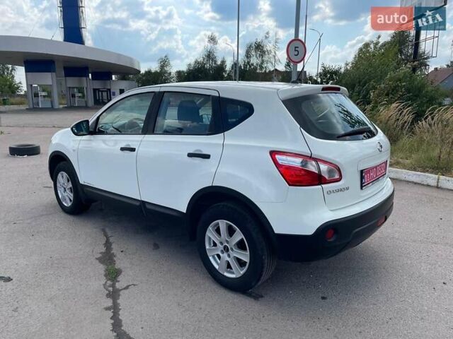 Білий Ніссан Кашкай, об'ємом двигуна 1.5 л та пробігом 207 тис. км за 9300 $, фото 8 на Automoto.ua
