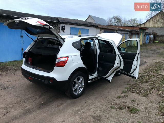 Белый Ниссан Кашкай, объемом двигателя 2 л и пробегом 195 тыс. км за 11655 $, фото 81 на Automoto.ua