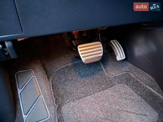 Білий Ніссан Кашкай, об'ємом двигуна 2 л та пробігом 248 тис. км за 11400 $, фото 11 на Automoto.ua