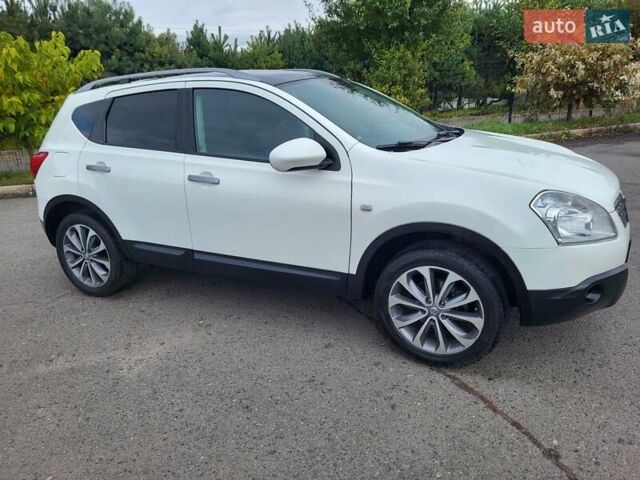 Білий Ніссан Кашкай, об'ємом двигуна 1.5 л та пробігом 217 тис. км за 9300 $, фото 53 на Automoto.ua