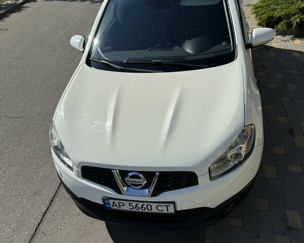 Білий Ніссан Кашкай, об'ємом двигуна 2 л та пробігом 150 тис. км за 11500 $, фото 2 на Automoto.ua