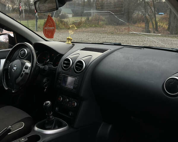 Белый Ниссан Кашкай, объемом двигателя 1.5 л и пробегом 198 тыс. км за 8150 $, фото 40 на Automoto.ua