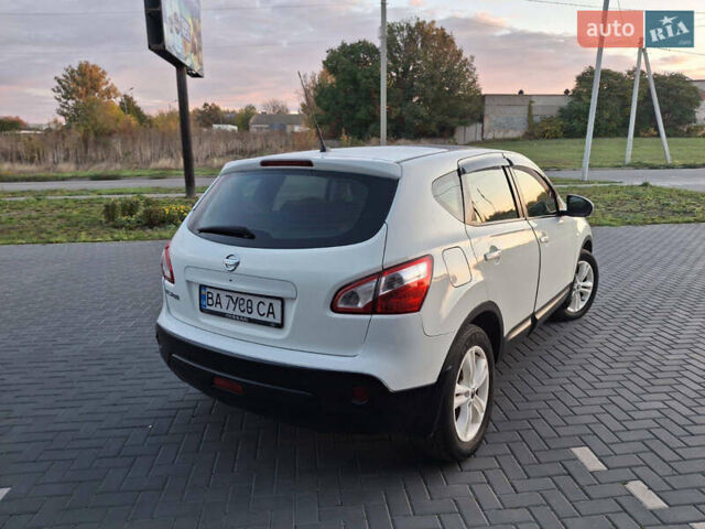 Білий Ніссан Кашкай, об'ємом двигуна 2 л та пробігом 183 тис. км за 10900 $, фото 10 на Automoto.ua