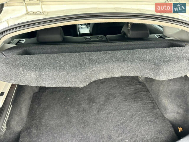 Белый Ниссан Кашкай, объемом двигателя 1.6 л и пробегом 176 тыс. км за 9999 $, фото 34 на Automoto.ua