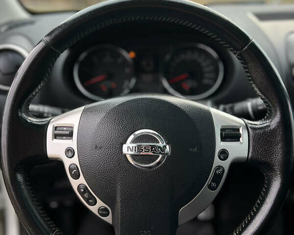 Белый Ниссан Кашкай, объемом двигателя 1.5 л и пробегом 198 тыс. км за 8150 $, фото 33 на Automoto.ua