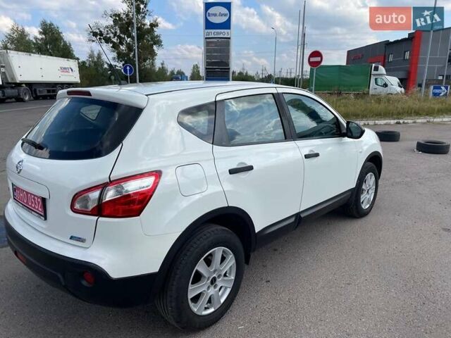 Білий Ніссан Кашкай, об'ємом двигуна 1.5 л та пробігом 207 тис. км за 9300 $, фото 6 на Automoto.ua