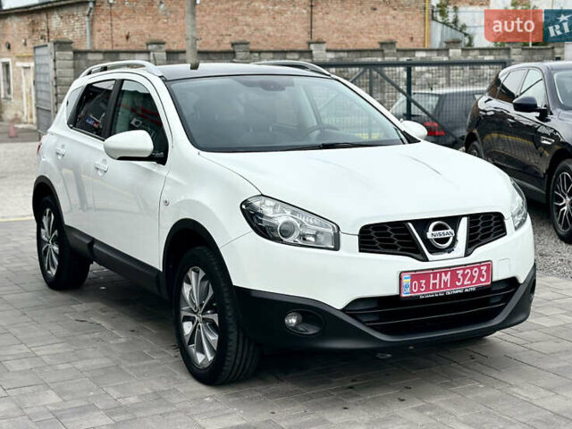Белый Ниссан Кашкай, объемом двигателя 2 л и пробегом 173 тыс. км за 9888 $, фото 3 на Automoto.ua