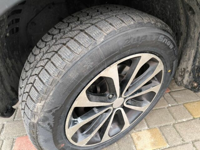 Белый Ниссан Кашкай, объемом двигателя 1.6 л и пробегом 246 тыс. км за 8299 $, фото 4 на Automoto.ua