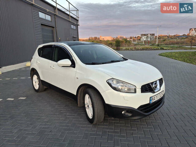 Білий Ніссан Кашкай, об'ємом двигуна 2 л та пробігом 183 тис. км за 10900 $, фото 8 на Automoto.ua