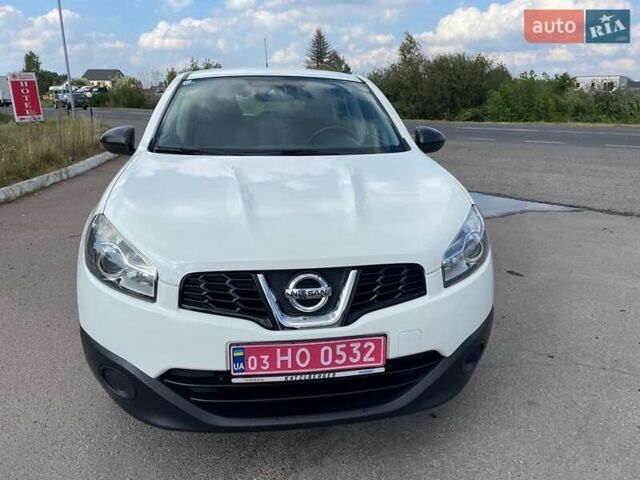 Білий Ніссан Кашкай, об'ємом двигуна 1.5 л та пробігом 207 тис. км за 9300 $, фото 4 на Automoto.ua