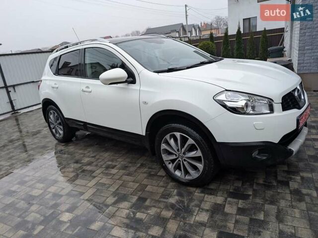 Белый Ниссан Кашкай, объемом двигателя 1.5 л и пробегом 99 тыс. км за 11999 $, фото 7 на Automoto.ua