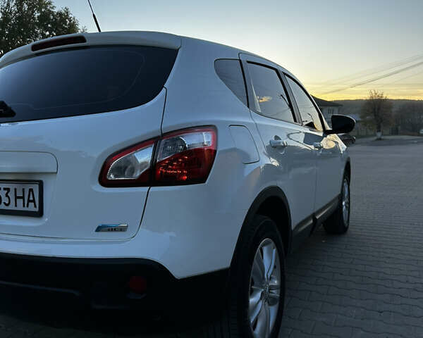 Белый Ниссан Кашкай, объемом двигателя 1.46 л и пробегом 231 тыс. км за 9550 $, фото 28 на Automoto.ua