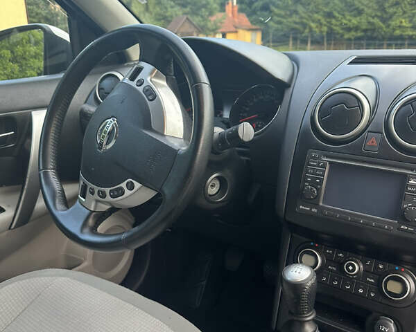 Білий Ніссан Кашкай, об'ємом двигуна 1.5 л та пробігом 220 тис. км за 9500 $, фото 4 на Automoto.ua