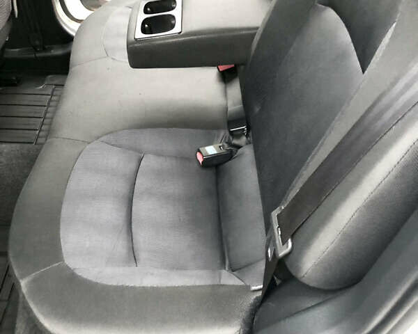 Белый Ниссан Кашкай, объемом двигателя 2 л и пробегом 195 тыс. км за 11655 $, фото 47 на Automoto.ua