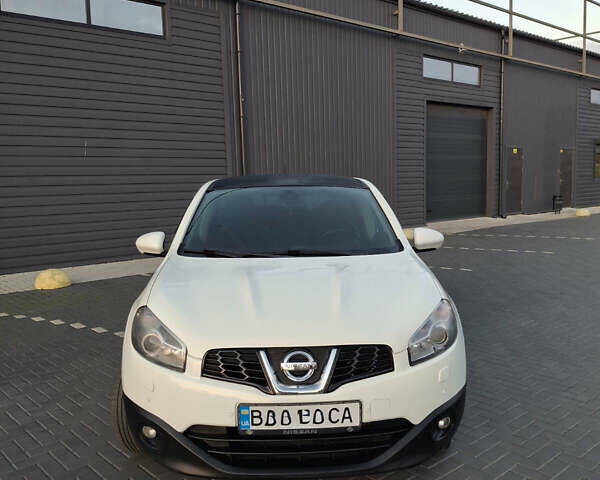 Білий Ніссан Кашкай, об'ємом двигуна 2 л та пробігом 183 тис. км за 10900 $, фото 11 на Automoto.ua