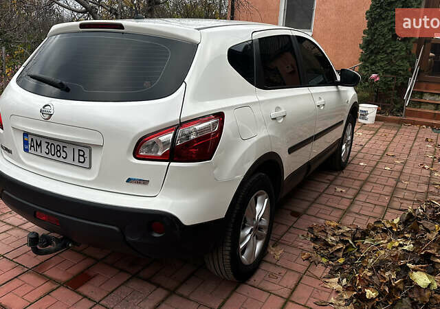 Білий Ніссан Кашкай, об'ємом двигуна 1.46 л та пробігом 229 тис. км за 10300 $, фото 8 на Automoto.ua