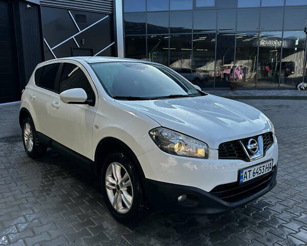 Белый Ниссан Кашкай, объемом двигателя 1.46 л и пробегом 231 тыс. км за 9550 $, фото 2 на Automoto.ua