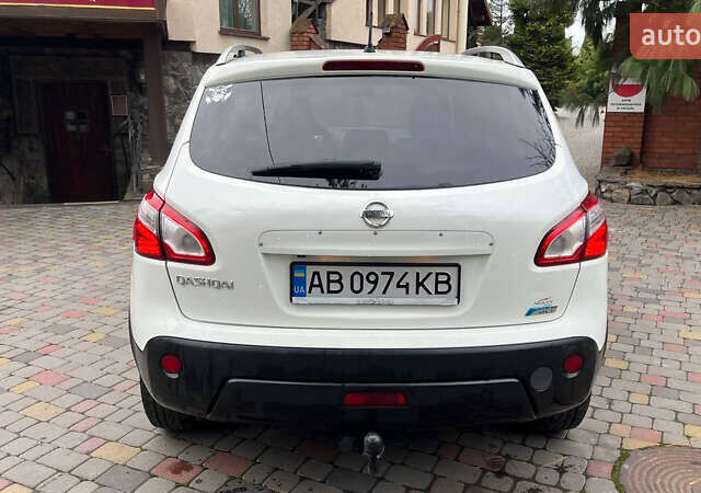 Белый Ниссан Кашкай, объемом двигателя 1.5 л и пробегом 187 тыс. км за 8900 $, фото 7 на Automoto.ua