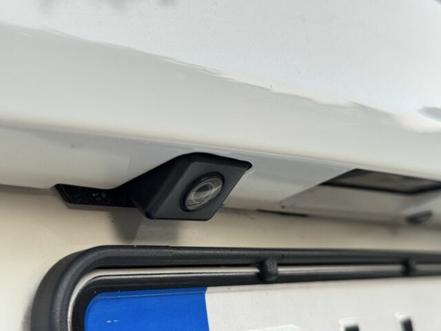 Белый Ниссан Кашкай, объемом двигателя 2 л и пробегом 157 тыс. км за 9999 $, фото 5 на Automoto.ua