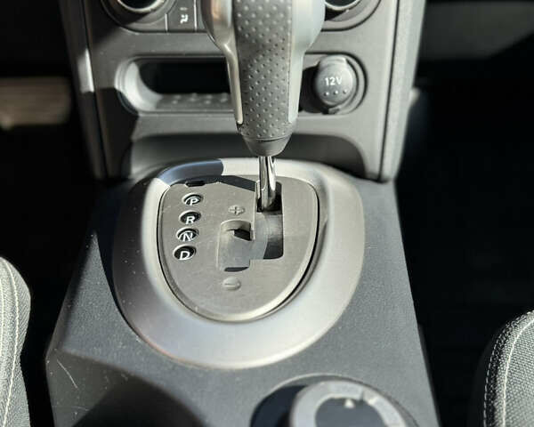 Білий Ніссан Кашкай, об'ємом двигуна 2 л та пробігом 150 тис. км за 11500 $, фото 5 на Automoto.ua