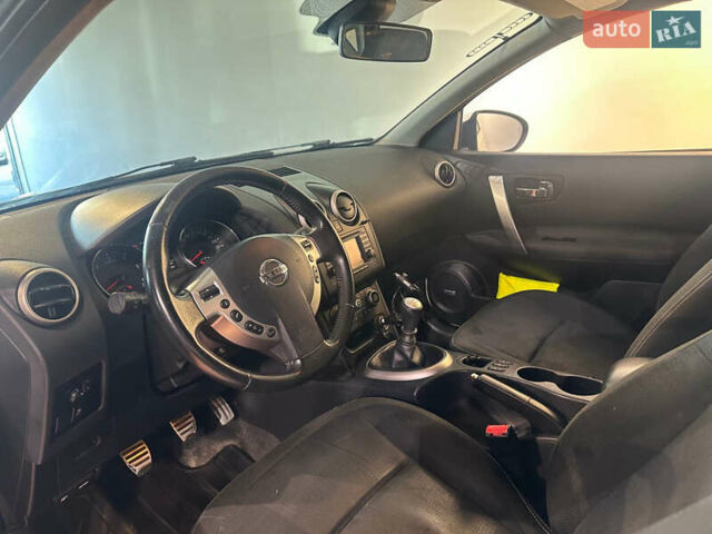 Білий Ніссан Кашкай, об'ємом двигуна 1.5 л та пробігом 203 тис. км за 10000 $, фото 7 на Automoto.ua