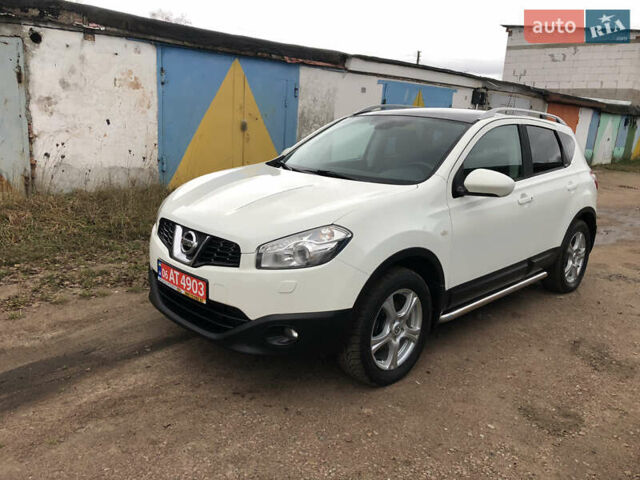 Белый Ниссан Кашкай, объемом двигателя 2 л и пробегом 195 тыс. км за 11655 $, фото 2 на Automoto.ua