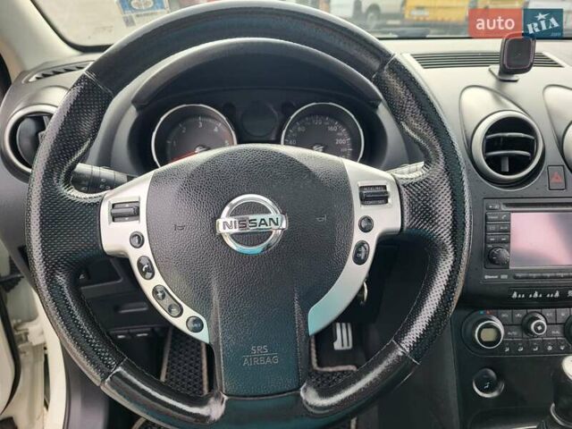 Білий Ніссан Кашкай, об'ємом двигуна 1.5 л та пробігом 217 тис. км за 9300 $, фото 131 на Automoto.ua