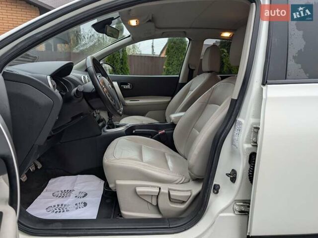 Белый Ниссан Кашкай, объемом двигателя 1.5 л и пробегом 99 тыс. км за 11999 $, фото 17 на Automoto.ua