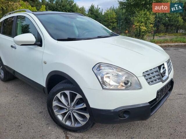 Білий Ніссан Кашкай, об'ємом двигуна 1.5 л та пробігом 217 тис. км за 9300 $, фото 5 на Automoto.ua