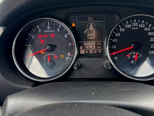 Белый Ниссан Кашкай, объемом двигателя 2 л и пробегом 163 тыс. км за 11800 $, фото 3 на Automoto.ua