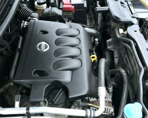 Белый Ниссан Кашкай, объемом двигателя 2 л и пробегом 195 тыс. км за 11655 $, фото 74 на Automoto.ua