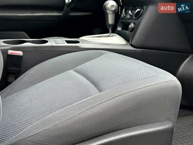 Белый Ниссан Кашкай, объемом двигателя 2 л и пробегом 122 тыс. км за 10700 $, фото 48 на Automoto.ua