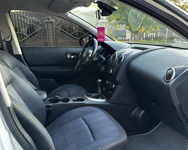 Белый Ниссан Кашкай, объемом двигателя 1.46 л и пробегом 231 тыс. км за 9550 $, фото 35 на Automoto.ua