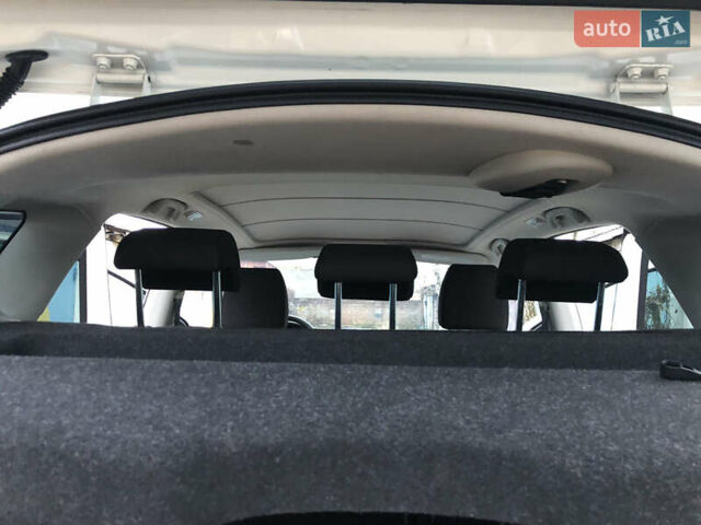 Белый Ниссан Кашкай, объемом двигателя 2 л и пробегом 195 тыс. км за 11655 $, фото 61 на Automoto.ua