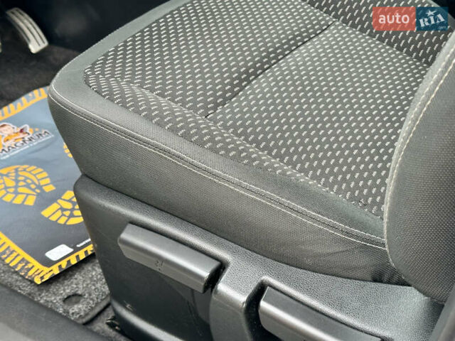 Белый Ниссан Кашкай, объемом двигателя 1.6 л и пробегом 176 тыс. км за 9999 $, фото 41 на Automoto.ua