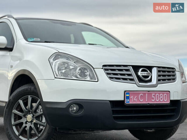 Белый Ниссан Кашкай, объемом двигателя 1.6 л и пробегом 176 тыс. км за 9999 $, фото 23 на Automoto.ua