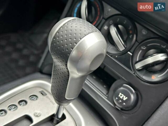 Белый Ниссан Кашкай, объемом двигателя 2 л и пробегом 122 тыс. км за 10700 $, фото 47 на Automoto.ua