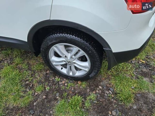 Білий Ніссан Кашкай, об'ємом двигуна 1.5 л та пробігом 252 тис. км за 9200 $, фото 13 на Automoto.ua